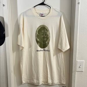 NWOT Cream Graphic T-Shirt